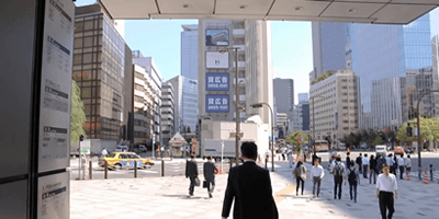 4 地上に出ました。